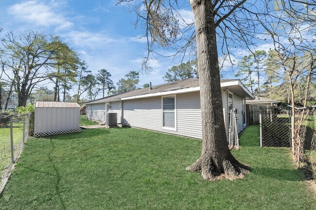 Building Photo - 5103 Karu Dr