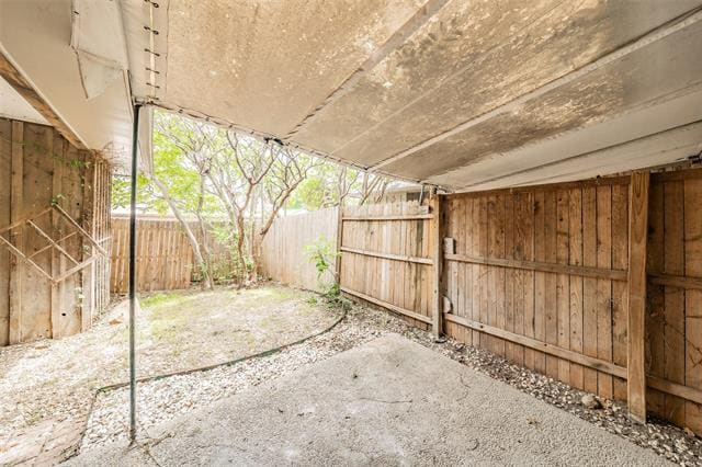 Building Photo - 10618 Ravenscroft Dr