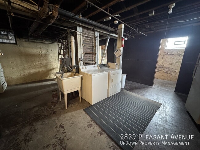 Building Photo - 2829 Pleasant Ave