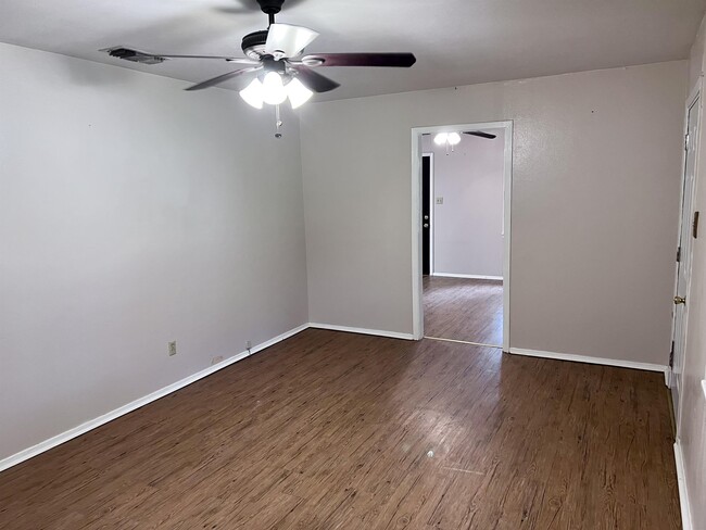 Building Photo - 389 Co Rd 4120