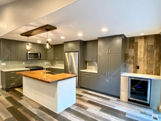 Building Photo - Updated Gem Near the River Trail – Minutes...