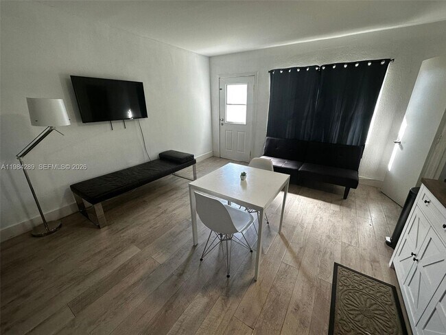 Building Photo - 275 NW 46th St