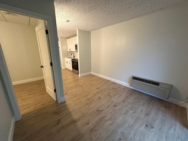 Building Photo - 40 Cochituate Rd