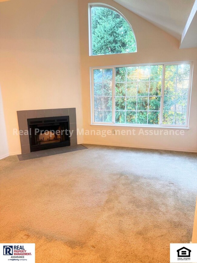 Building Photo - ** MOVE IN SPECIAL **Beautiful 2 Bedroom 2...