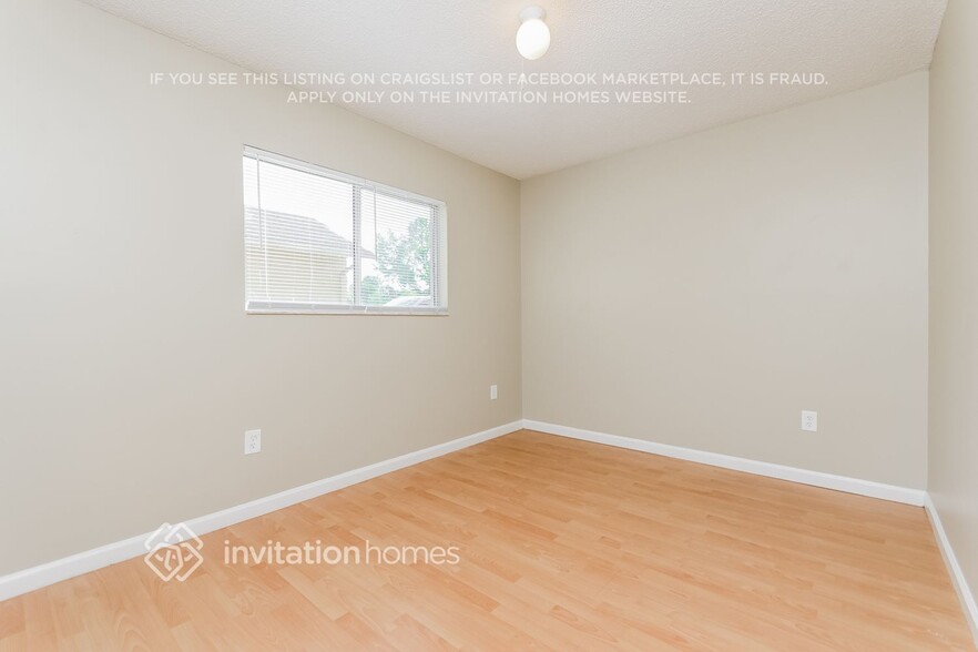Building Photo - 249 Ashbourne Dr
