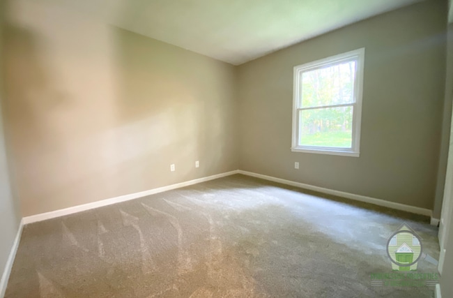 Building Photo - 105 Osmond Dr