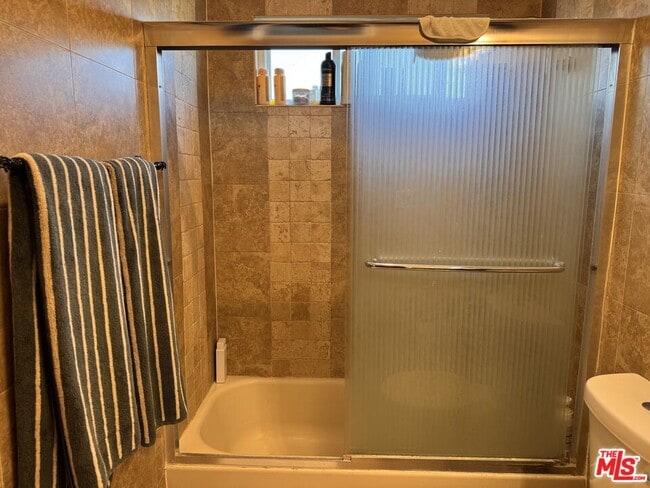 Building Photo - 2639 6th St