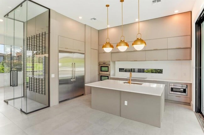 Building Photo - 16825 Bolsena Dr