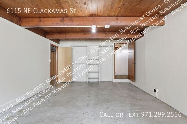Building Photo - 6115 NE Clackamas St