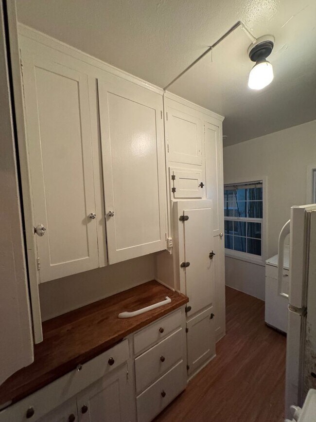 Building Photo - COO Holdings, LLC