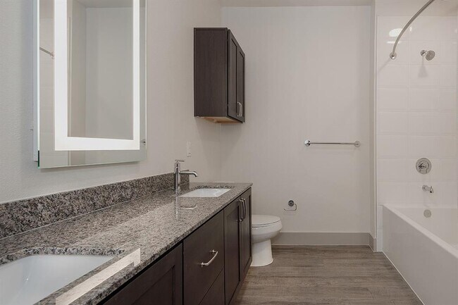 Building Photo - 8900 Six Pines Dr