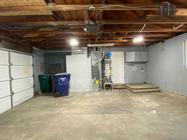 Building Photo - Modern 3-Bed, 1-Bath Home in Federal Way