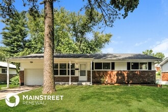 Building Photo - 9827 Portage Dr