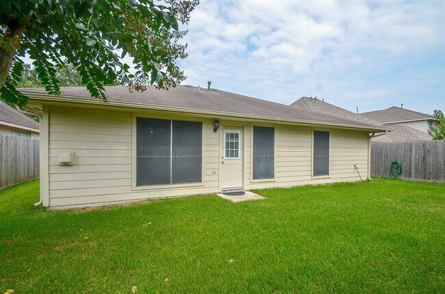Building Photo - 4635 Southwest Fwy