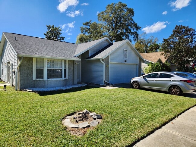 Spacious 2 Bedroom 2 Bathroom home Coming... - Spacious  2 Bedroom 2 Bathroom home Coming...