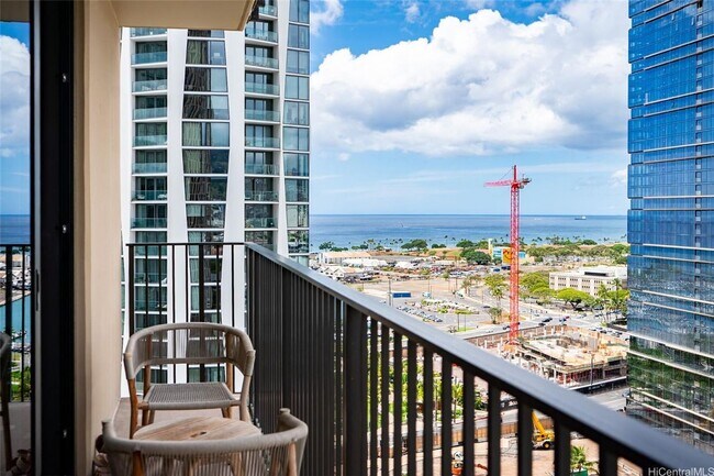 Building Photo - Luxury 2-Bedroom Rental at A‘ali‘i – Ocean Views & High-End Comfort