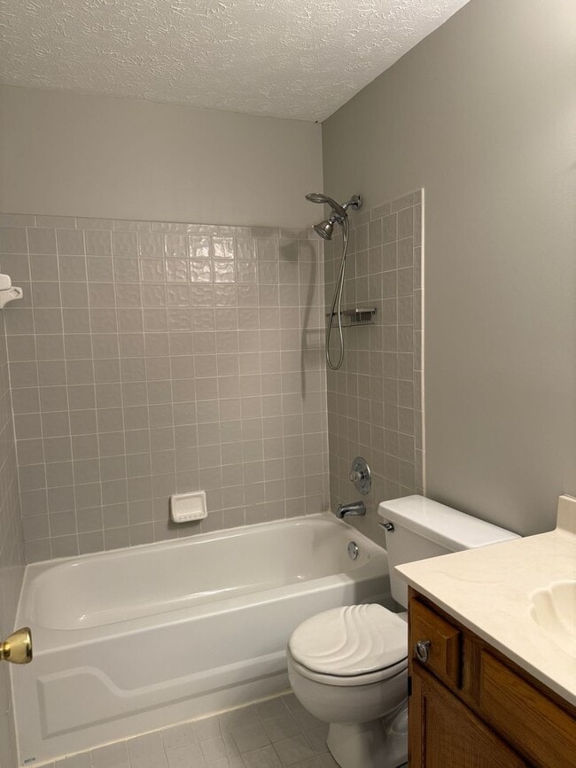 Building Photo - Spacious and Convenient 2 Bedroom Condo in...
