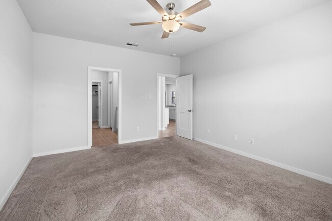 Building Photo - 5622 Fresh View Ct