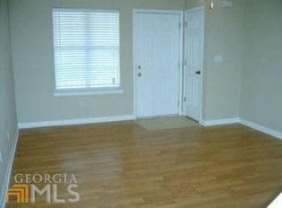 Building Photo - 1214 Pinedale Cir NW