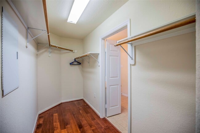 Building Photo - 187 Fairwind Trail Dr