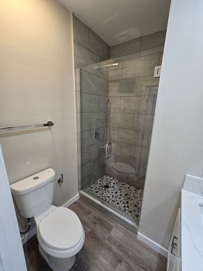 Building Photo - 4 Bed/ 2 Bath. Newly Built in 2023! (Lease...