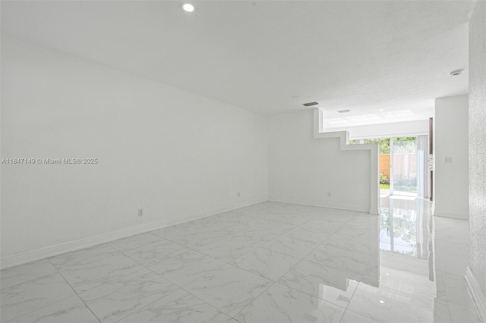 Building Photo - 2350 SW 86th Way