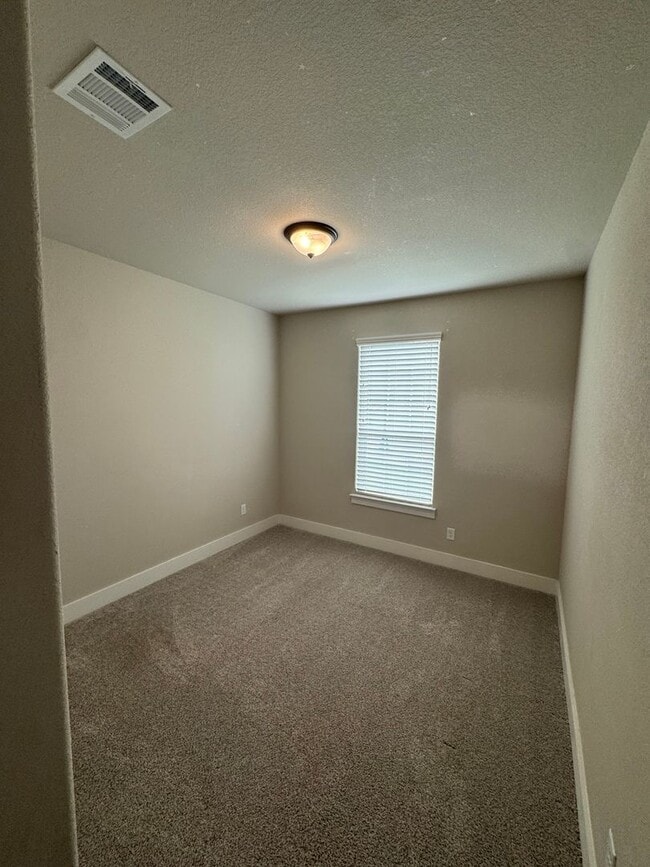 Building Photo - Move in NOW - Godley ISD - 3/2/2
