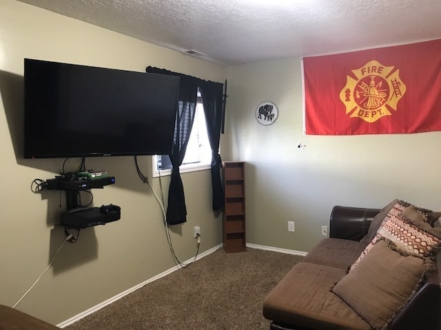 Building Photo - Pet Friendly Home on Corner Lot w 2 car garage