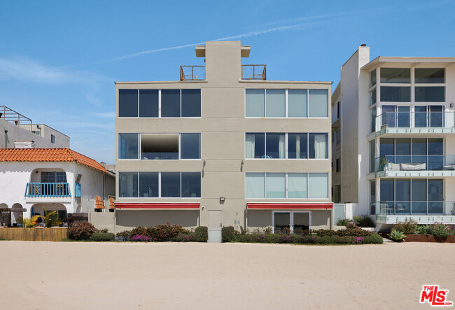 Building Photo - 3412 Ocean Front Walk