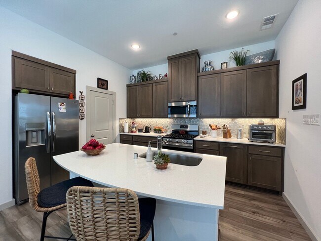 Building Photo - North Richland Hills Texas Townhome For Rent