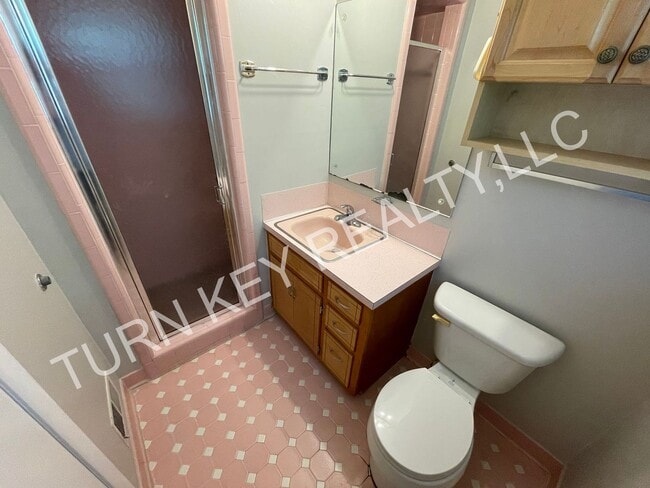 Building Photo - House for rent in Gardendale