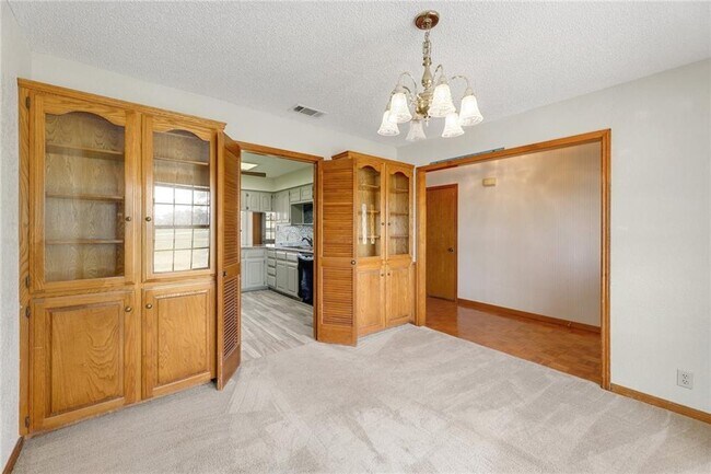 Building Photo - 207 Rancho Bueno Dr