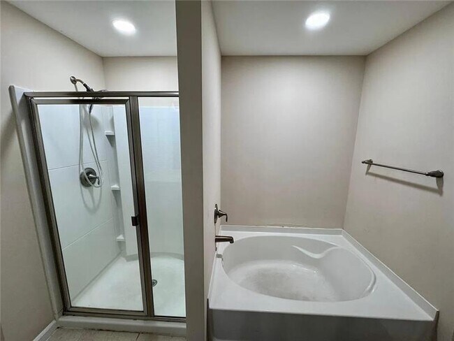 Building Photo - 1540 Winshire Cove