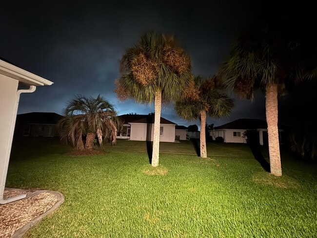 Building Photo - 5520 NW 26th Ln