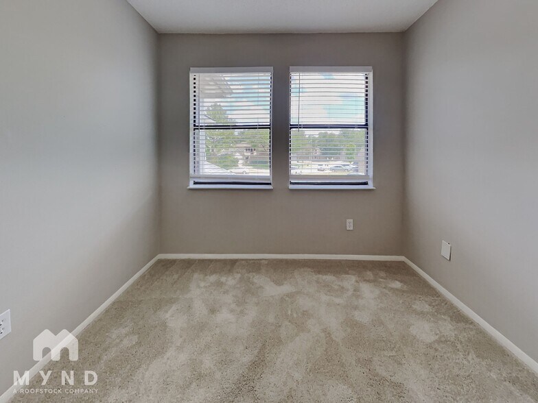 Building Photo - 10826 Riana Dr