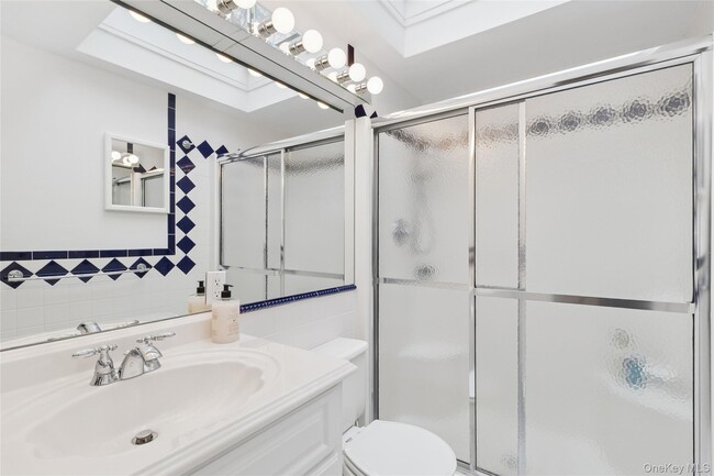 Building Photo - 17 Lyme Ln