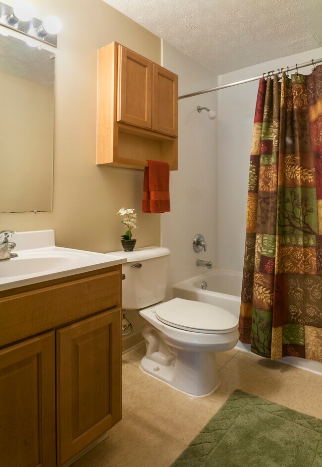 Glenwood Apartments 101 Lakeview Dr Millersburg OH 44654 Apartment Finder