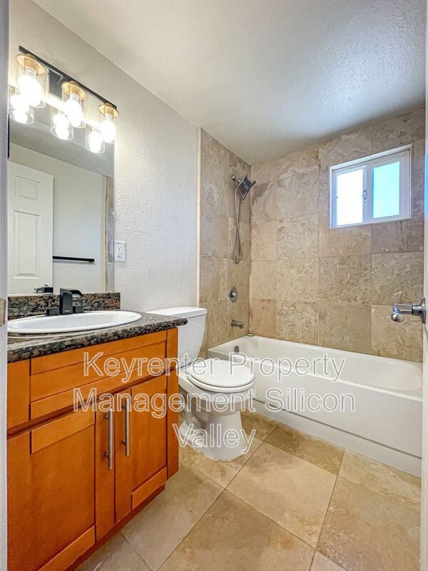 Building Photo - 1114 Citron Way