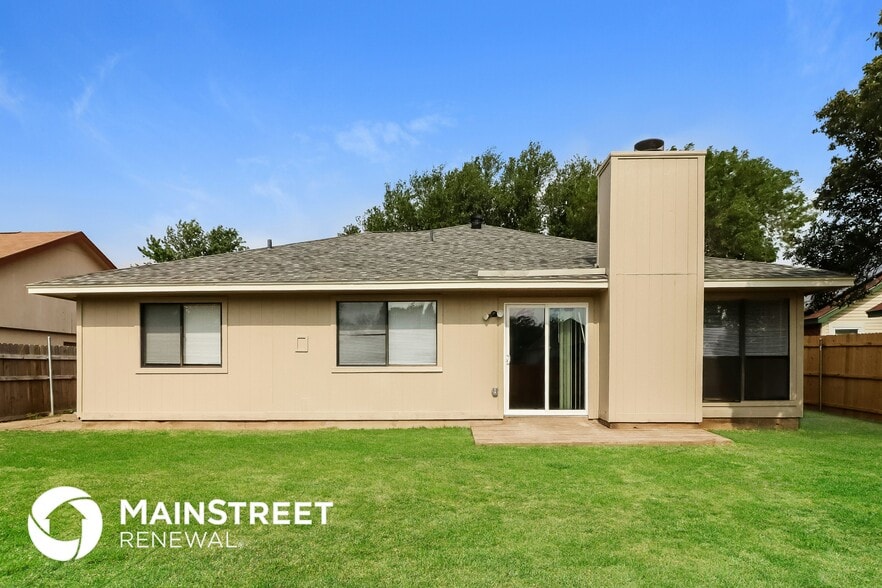 Building Photo - 5103 Nocona Ln