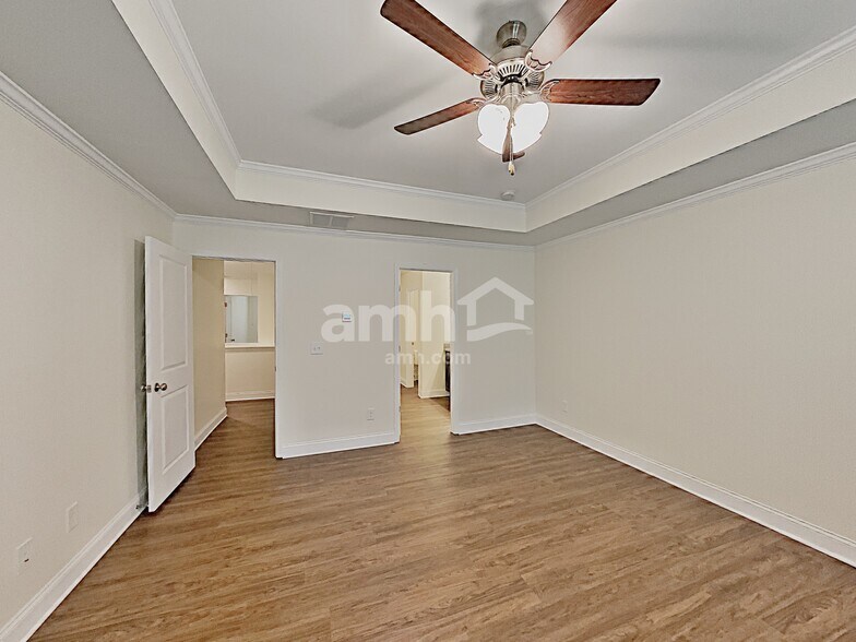 Building Photo - 545 Woodall Rd