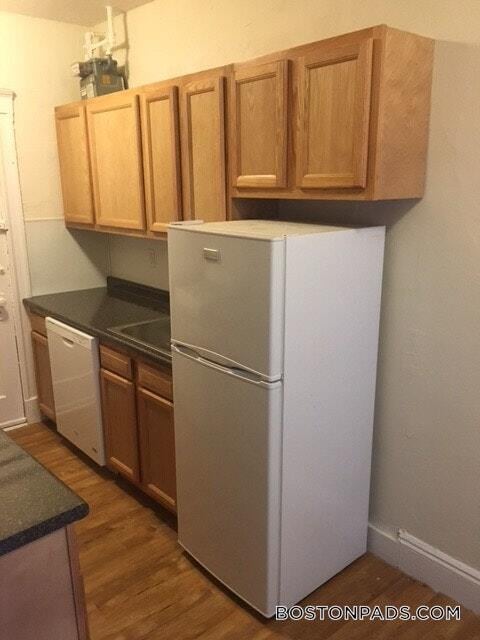 Primary Photo - 1171 Boylston St