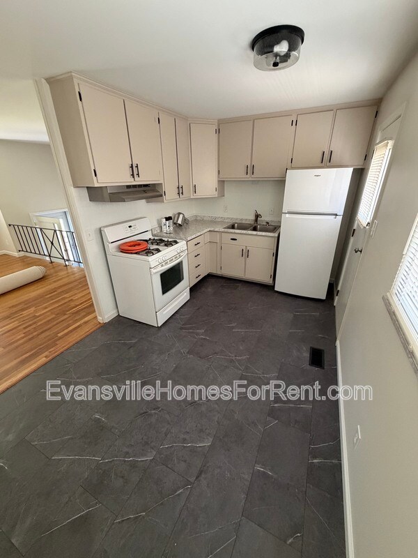 Building Photo - 1309 Alvord Ln