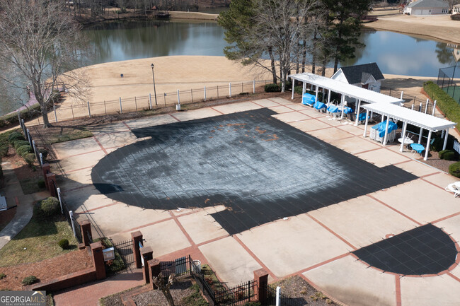 Building Photo - 155 Glenwood Ln