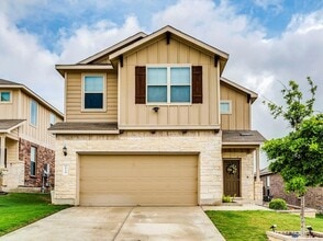 Building Photo - 624 Pepperbark Loop