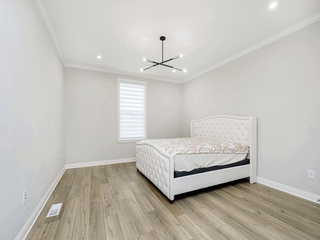 Building Photo - 14755 Legacy Oaks Dr
