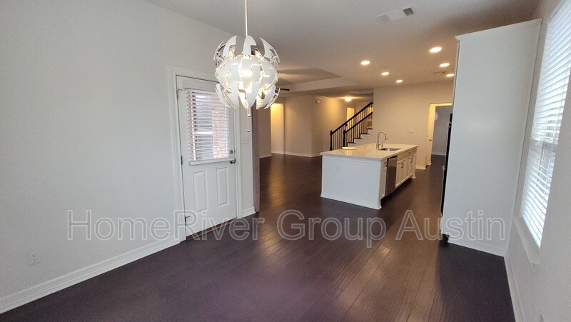 Building Photo - 336 Beretta Cir