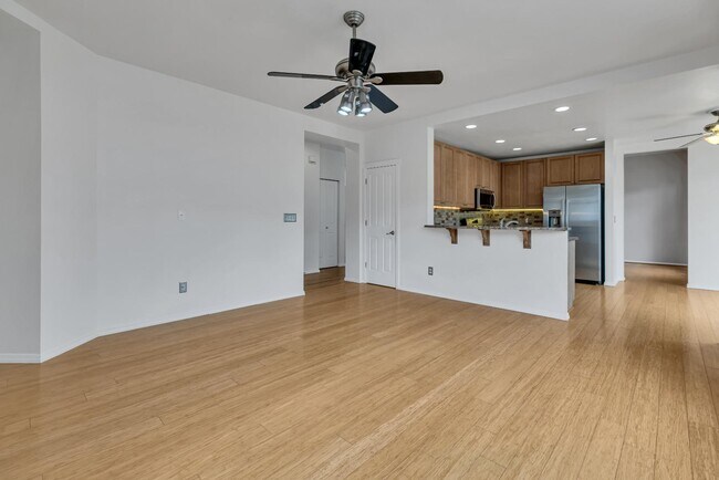 Building Photo - 6426 62nd St Ct W