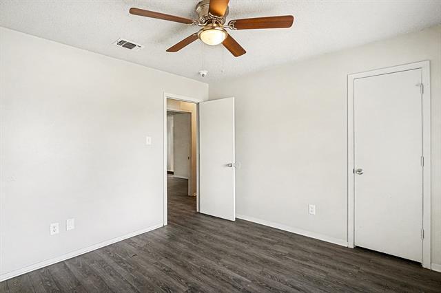 Building Photo - 2705 Warren Ln