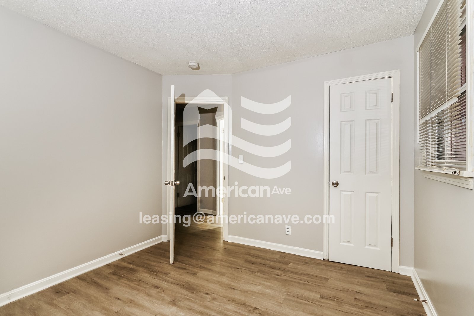 Building Photo - 2309 Dexter Ave