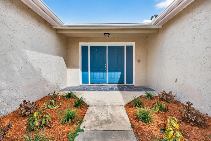 Building Photo - 8233 Redfield Dr